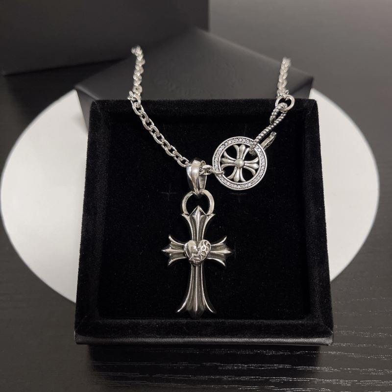 Ch**me He**ts necklaces